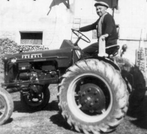 Le premier tracteur de zizi !